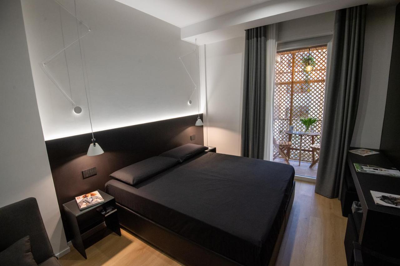 Contemporaneamente 147 - Modern & Comfort Rooms 巴里 外观 照片