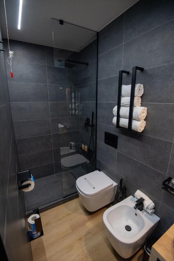 Contemporaneamente 147 - Modern & Comfort Rooms 巴里 外观 照片