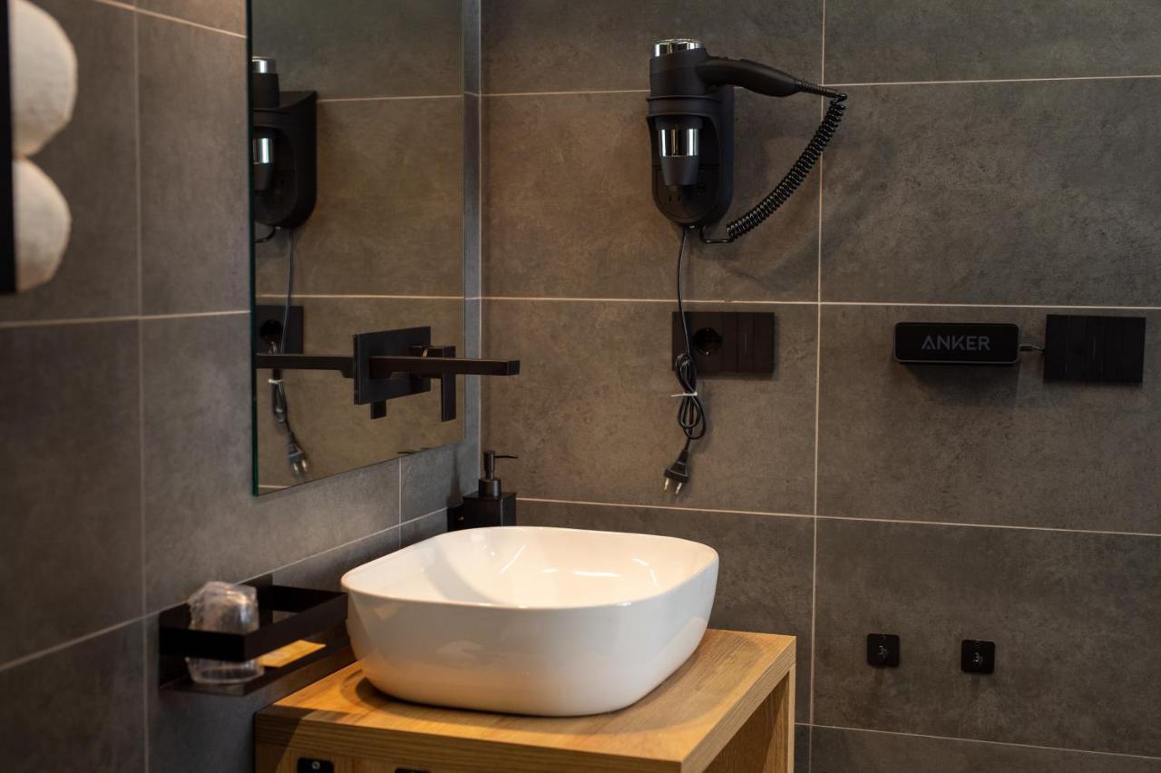 Contemporaneamente 147 - Modern & Comfort Rooms 巴里 外观 照片