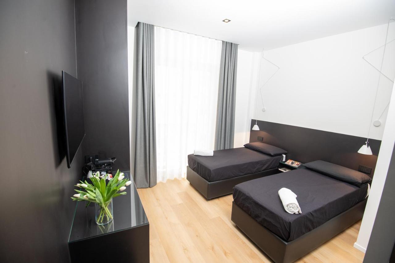 Contemporaneamente 147 - Modern & Comfort Rooms 巴里 外观 照片